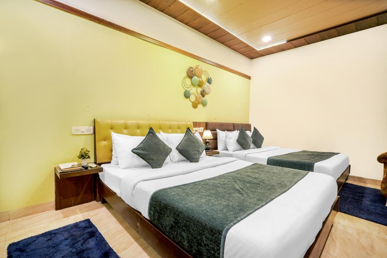Hotel Seven- Center Of City Chandīgarh Εξωτερικό φωτογραφία