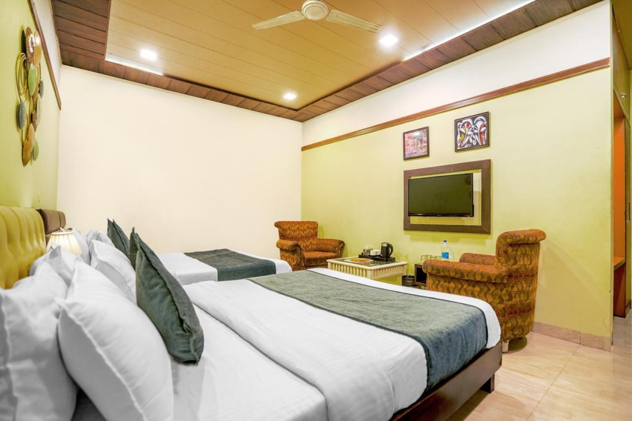 Hotel Seven- Center Of City Chandīgarh Εξωτερικό φωτογραφία