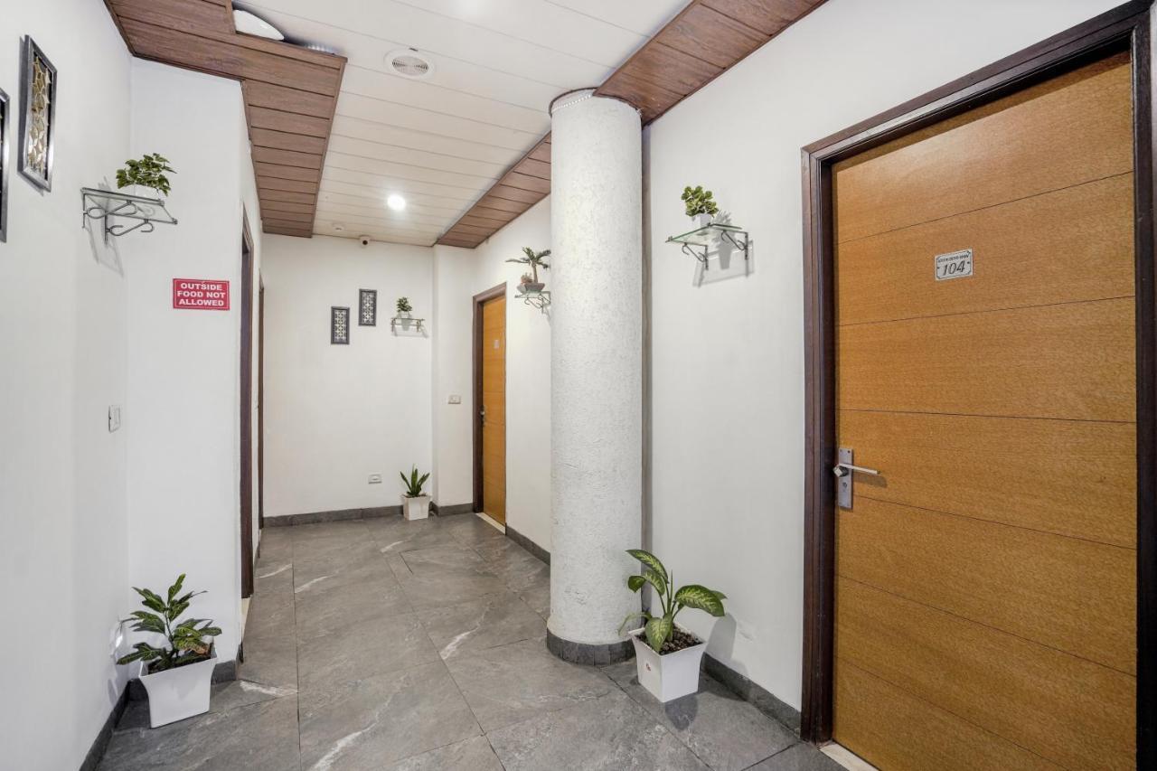 Hotel Seven- Center Of City Chandīgarh Εξωτερικό φωτογραφία