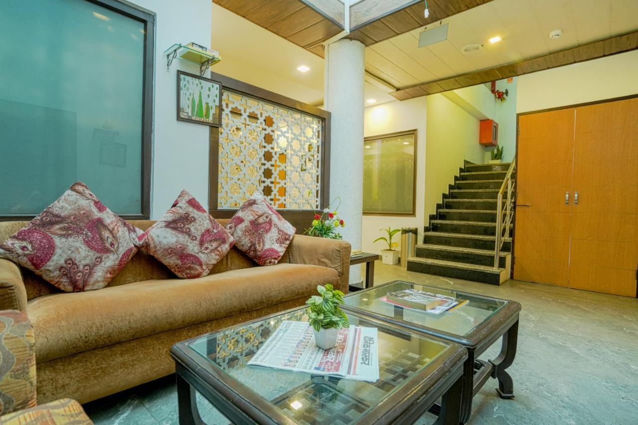 Hotel Seven- Center Of City Chandīgarh Εξωτερικό φωτογραφία