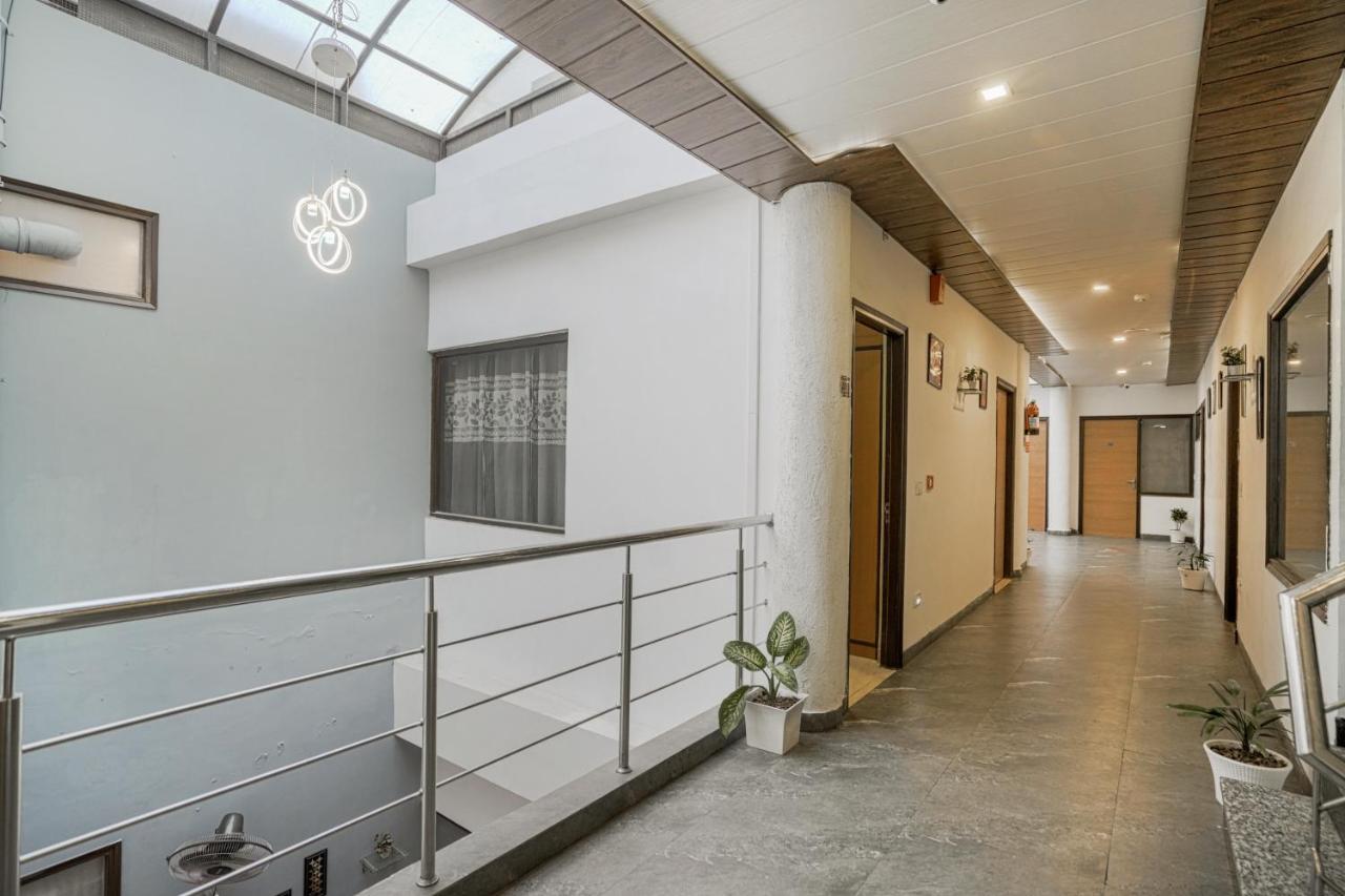 Hotel Seven- Center Of City Chandīgarh Εξωτερικό φωτογραφία